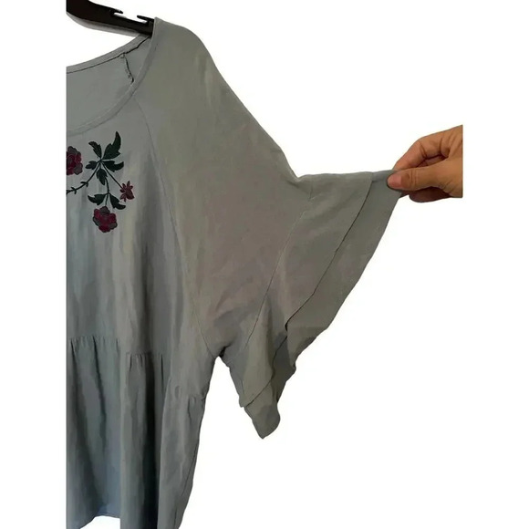 Umgee USA Women's Gray Layered Bell Sleeve Embroidered Tunic Top Size Large - Picture 3 of 5